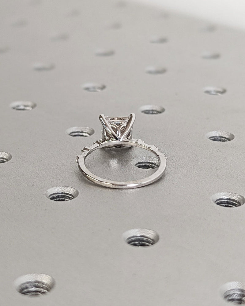 1.0-3.0 CT Princess CVD Diamond Dainty Engagement Ring