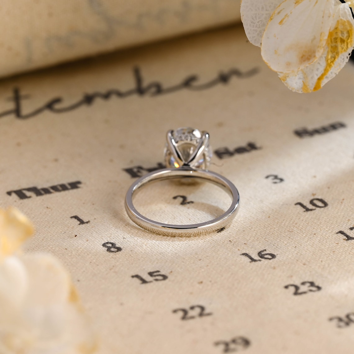 1.0-3.0 CT Oval  CVD Diamond Hidden Halo Engagement Ring