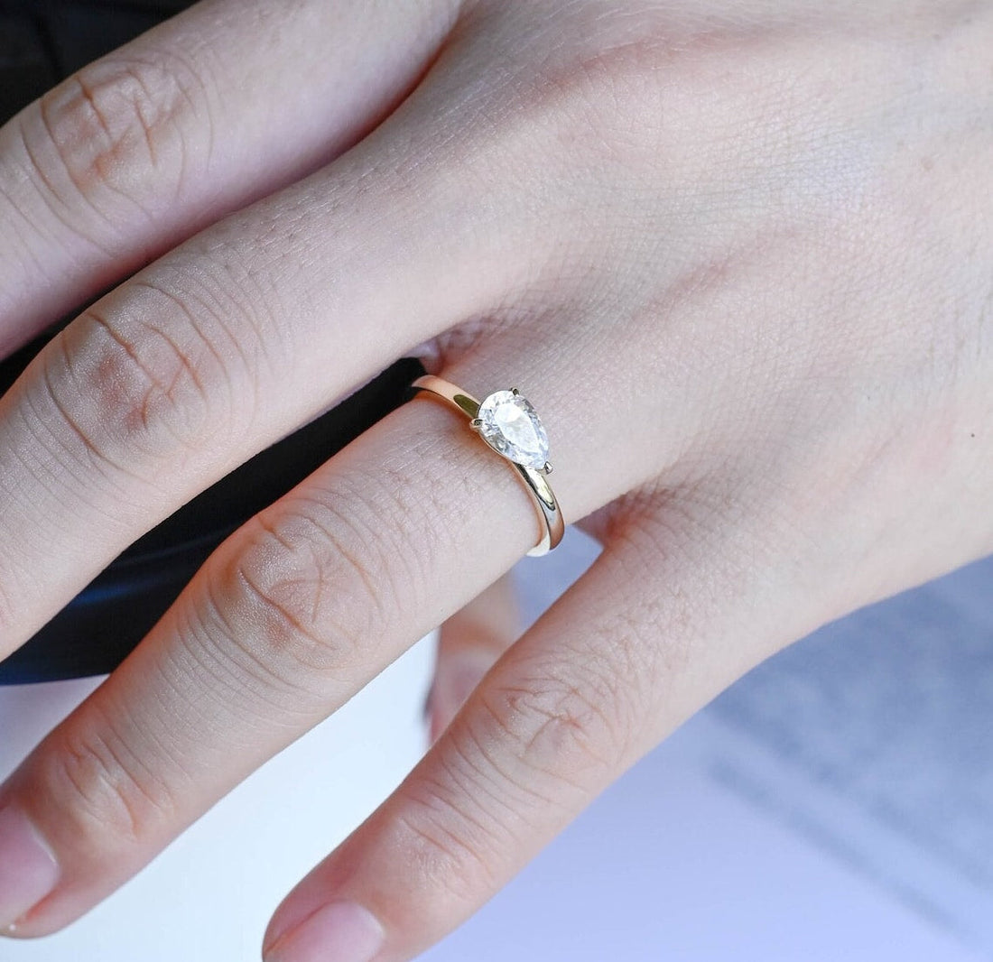 1.0-3.0 CT Pear CVD Diamond Solitaire Engagement Ring