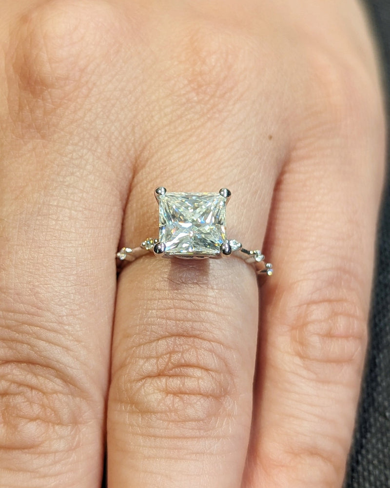 1.0-3.0 CT Princess CVD Diamond Dainty Engagement Ring