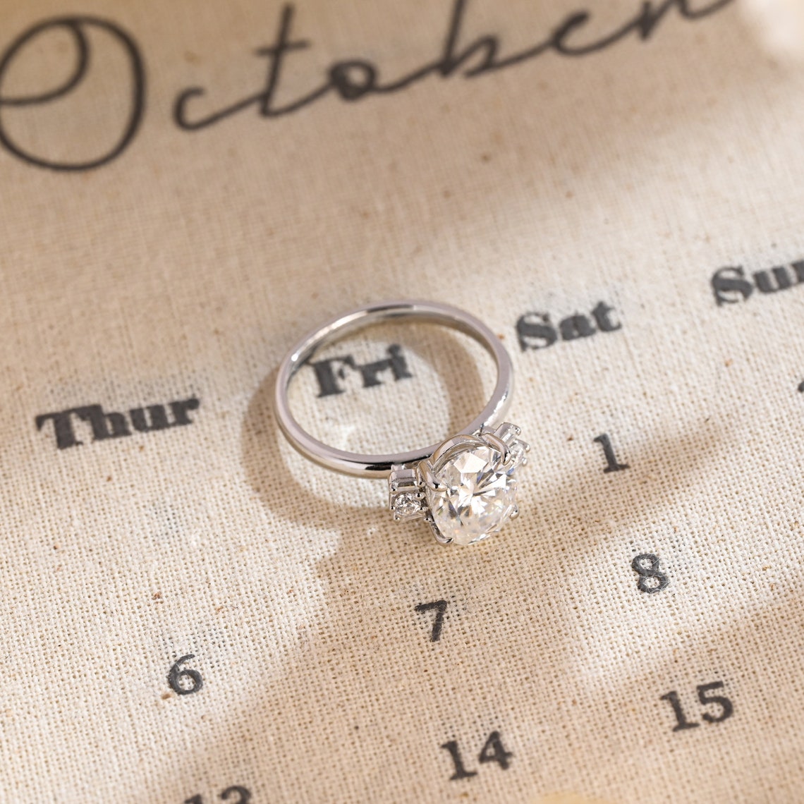 1.0 - 3.0 CT Oval CVD Diamond Cluster Engagement Ring