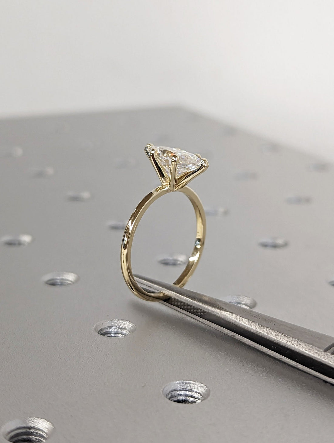 1.0 - 3.0 CT Marquise CVD Diamond Solitaire Engagement Ring