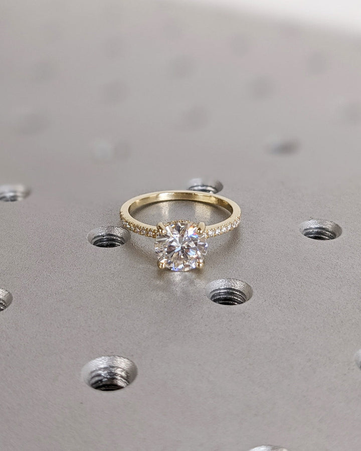 1.0 - 3.0 CT Round  CVD Diamond Pave Setting Engagement Ring
