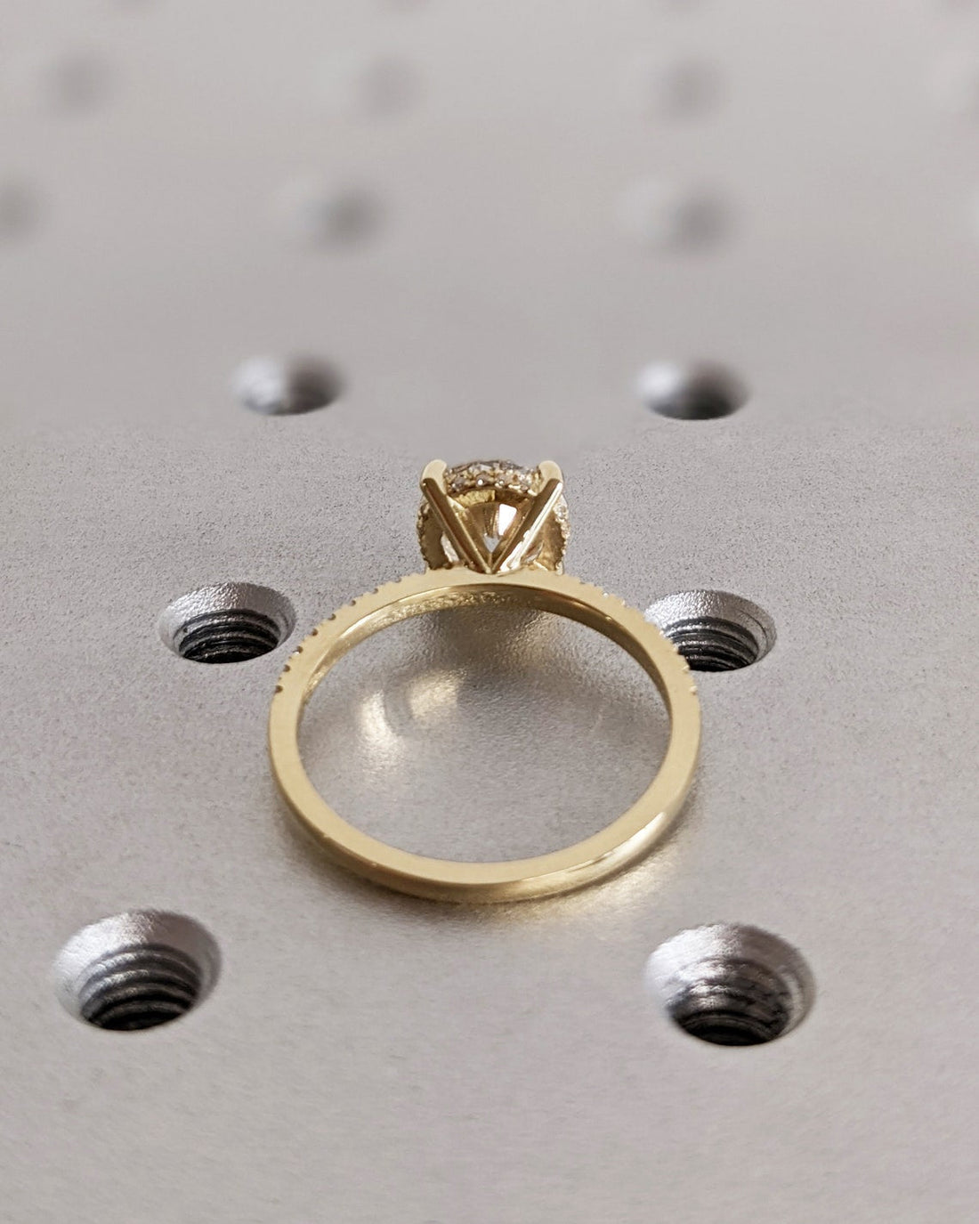 1.0 - 3.0 CT Round  CVD Diamond Pave Setting Engagement Ring