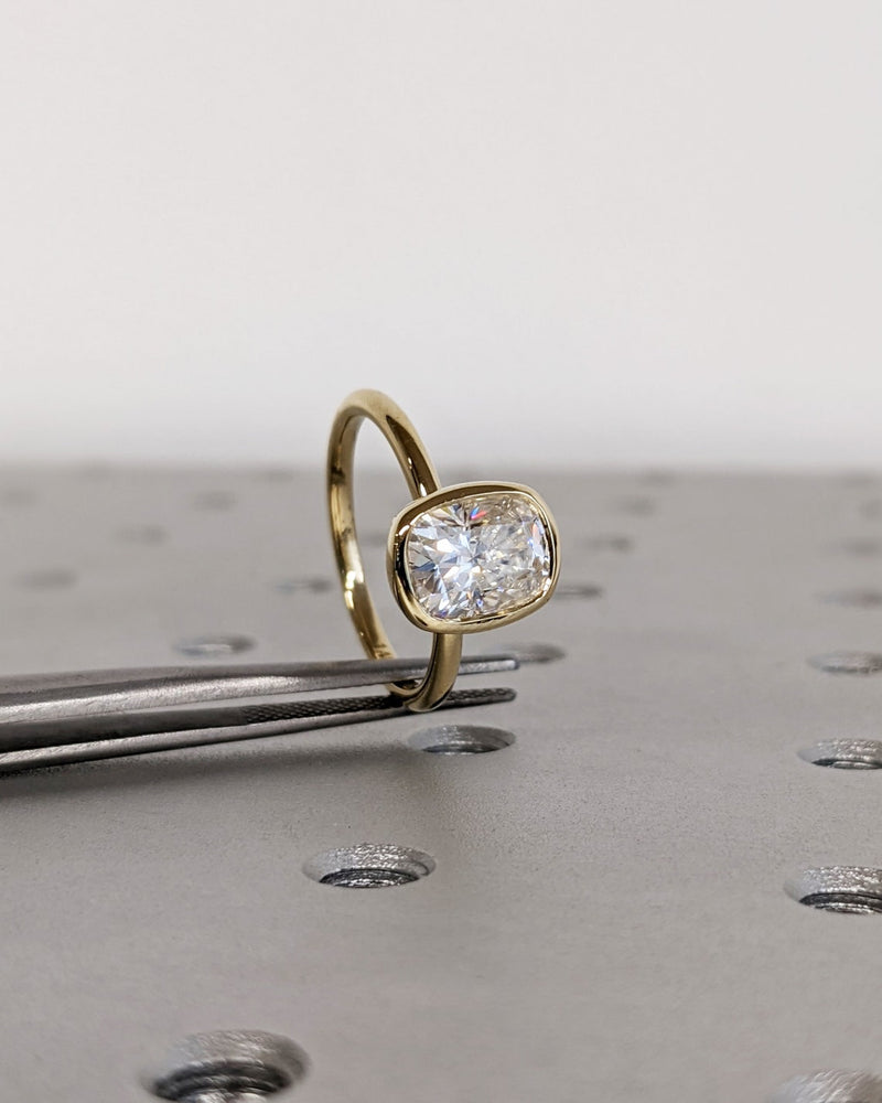 1.0 - 3.0 CT Elongated Cushion   CVD Diamond Bezel Setting Engagement Ring