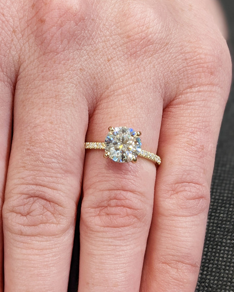 1.0 - 3.0 CT Round  CVD Diamond Pave Setting Engagement Ring