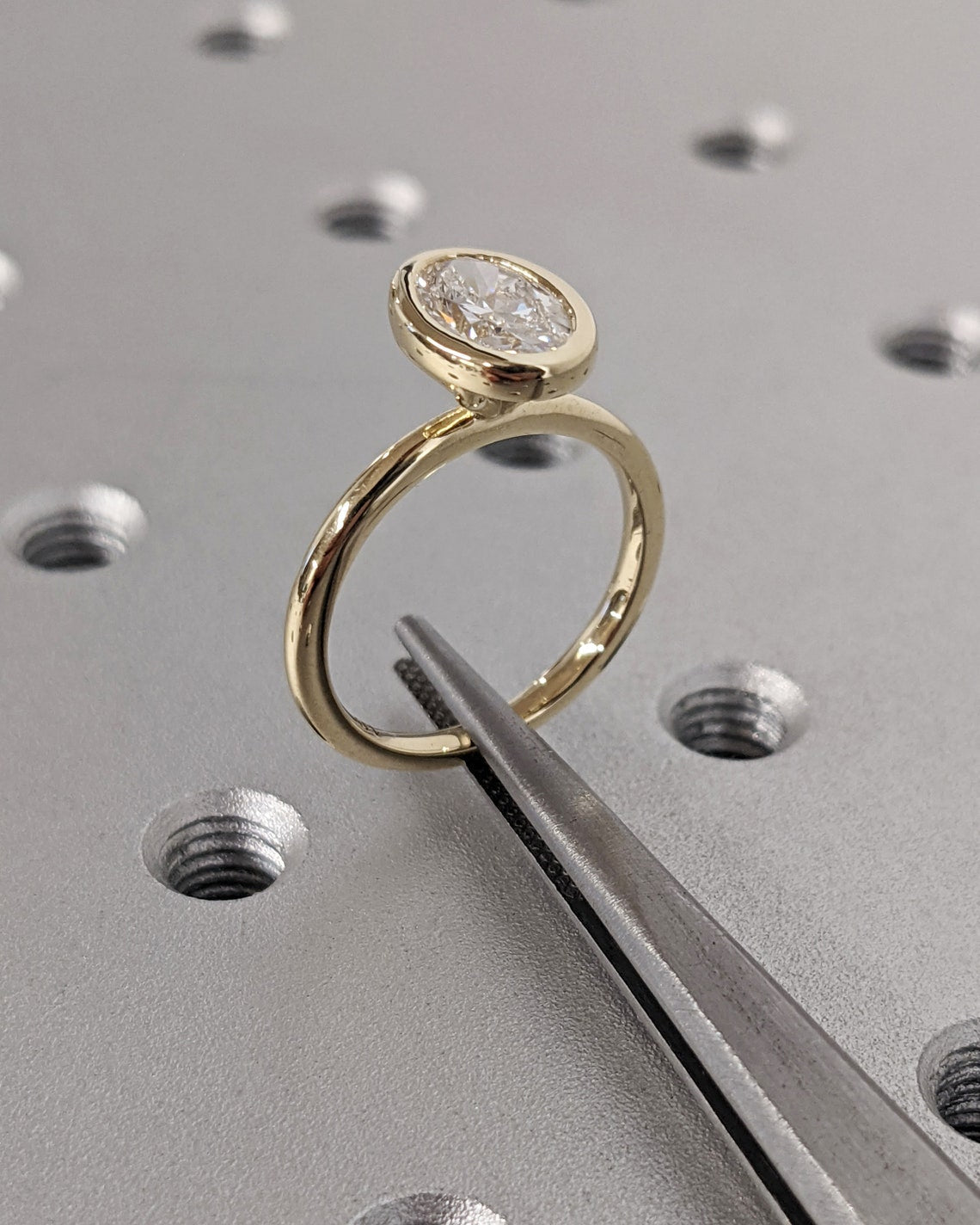 1.0 -3.0 CT  Oval CVD Diamond Bezel Solitaire Engagement Ring