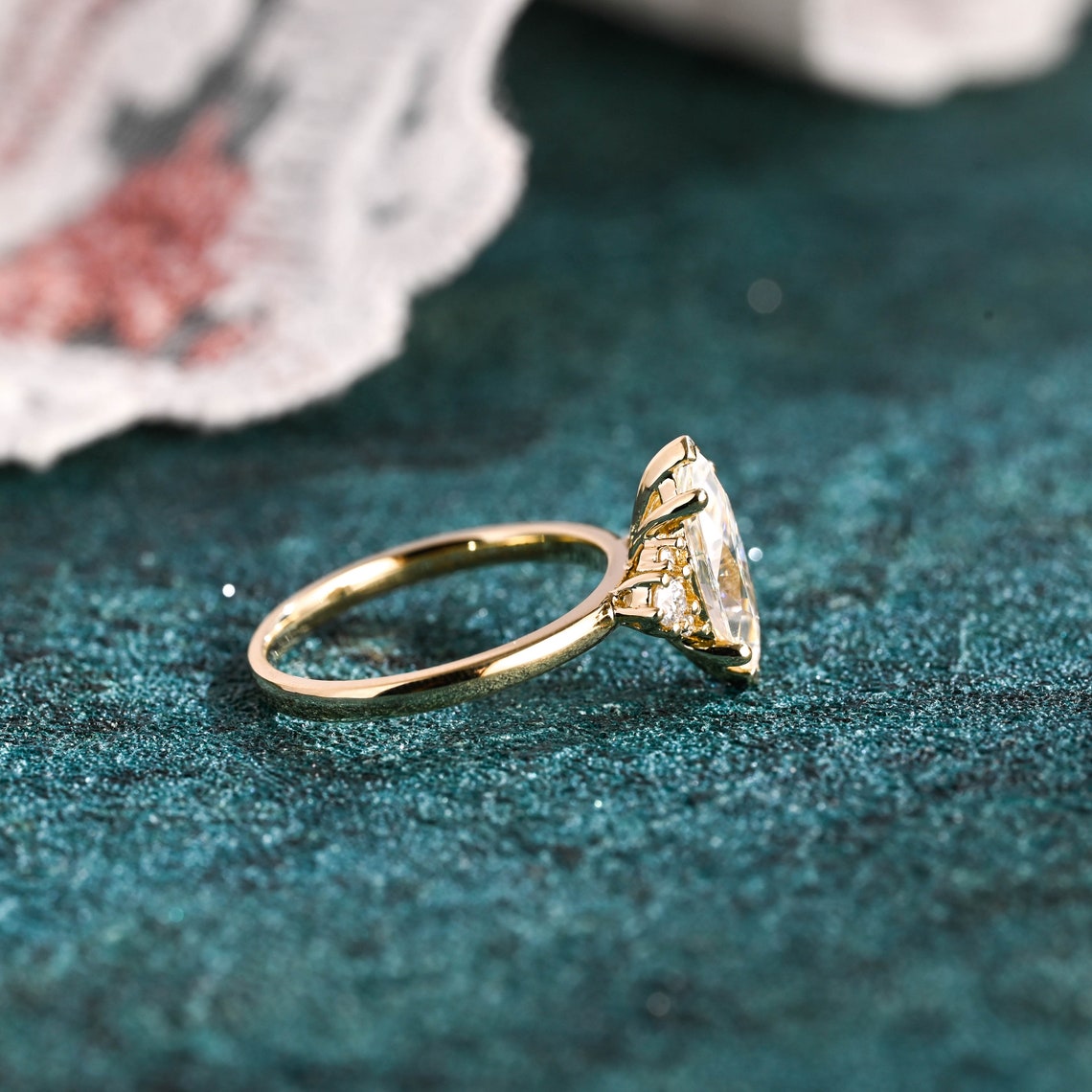 1.0-3.0 CT Marquise CVD Diamond Cluster Engagement Ring