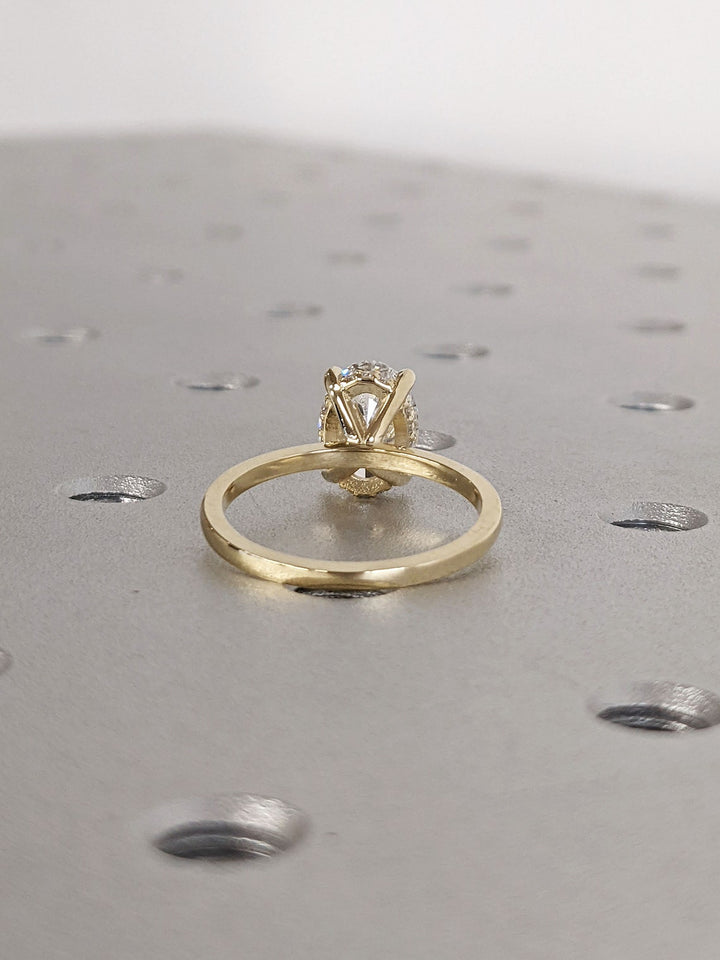 1.50 CT Oval CVD Diamond Solitaire Engagement Ring