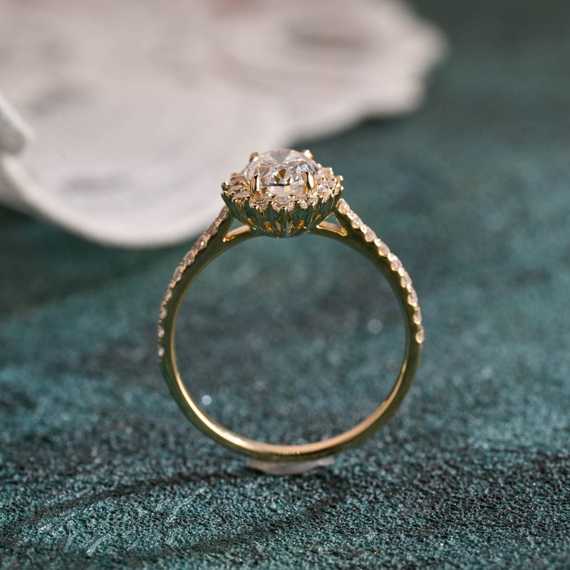 1.0-3.0 CT Oval  CVD Diamond Halo Pave Setting Engagement Ring