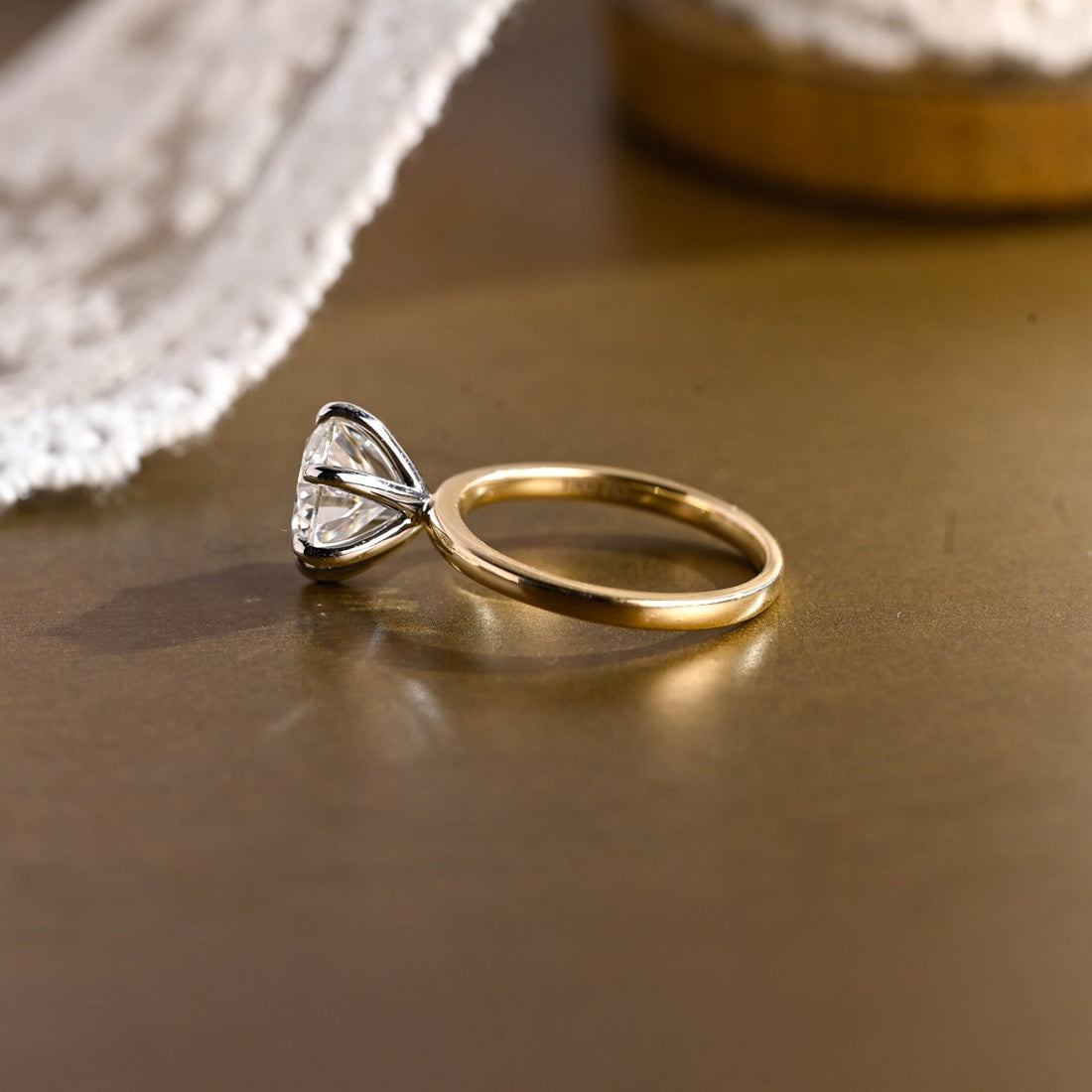 1.0 - 3.0 CT Round CVD Diamond Solitaire Engagement Ring