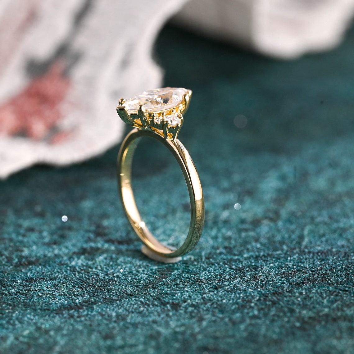 1.0-3.0 CT Marquise CVD Diamond Cluster Engagement Ring