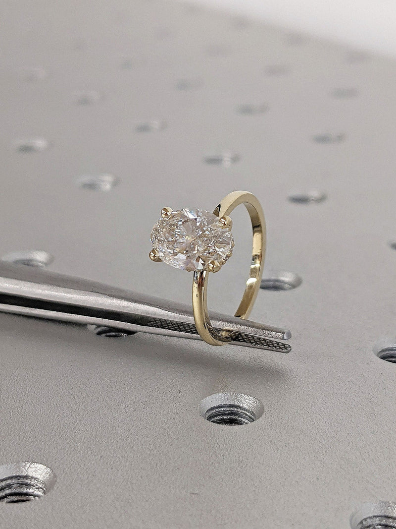 1.50 CT Oval CVD Diamond Solitaire Engagement Ring