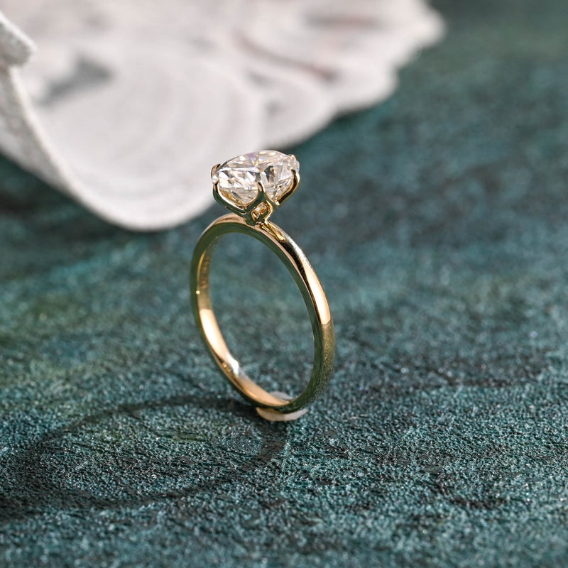 1.0-3.0 CT Oval Cut CVD Diamond Solitaire Engagement Ring