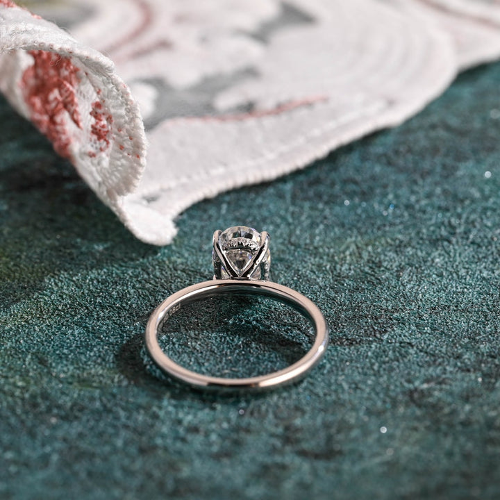 1.0-3.0 CT Oval Cut CVD Diamond Solitaire Engagement Ring