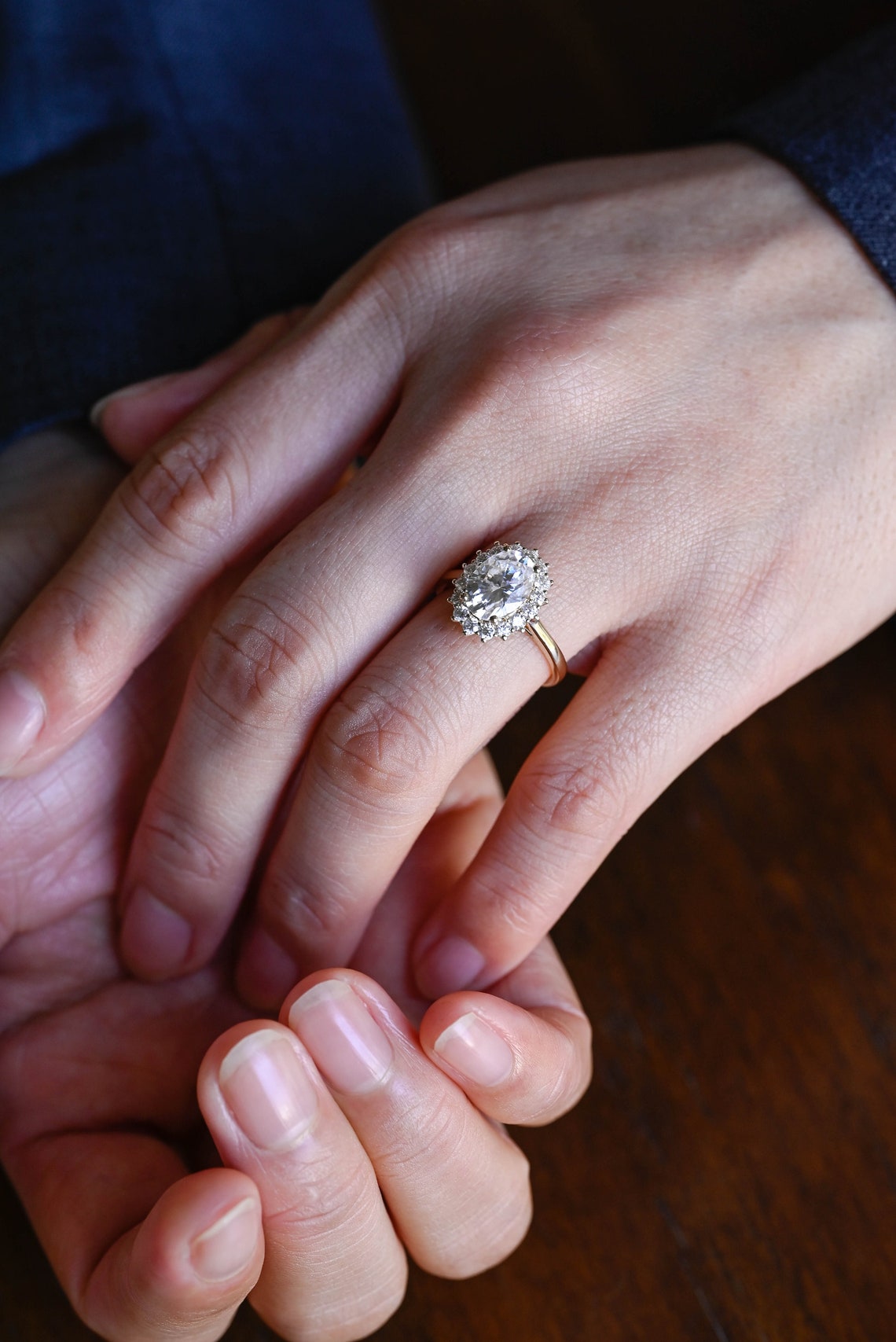 1.0-3.0 CT Oval  CVD Diamond Halo Cathedral Setting Engagement Ring