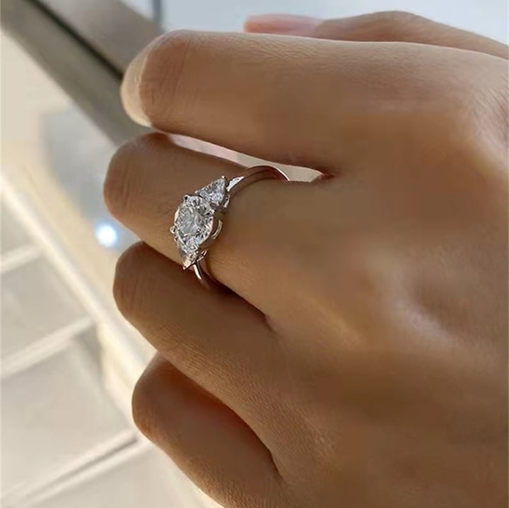 1.0 CT Round F/VS1 CVD Diamond Three Stone Style Engagement Ring