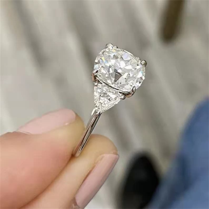 1.0 CT Round F/VS1 CVD Diamond Three Stone Style Engagement Ring