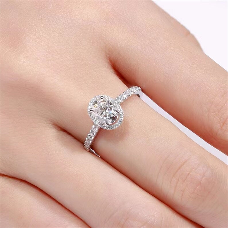 1.0 - 3.0 CT Oval CVD Diamond halo Pave Setting Engagement Ring