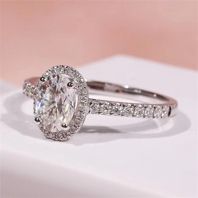 1.0 - 3.0 CT Oval CVD Diamond halo Pave Setting Engagement Ring