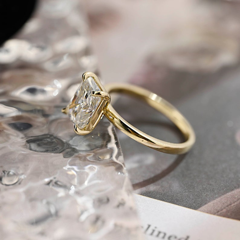 1.0-3.0 CT Radiant CVD Diamond Solitaire Engagement Ring