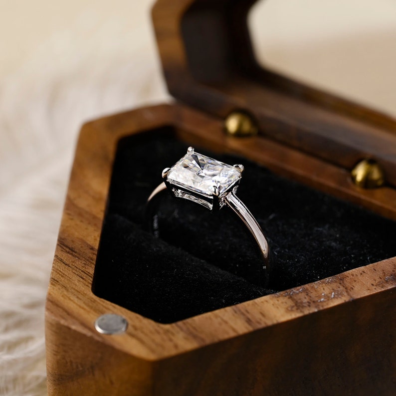 1.0 - 3.0 CT Radiant CVD Diamond Solitaire Engagement Ring