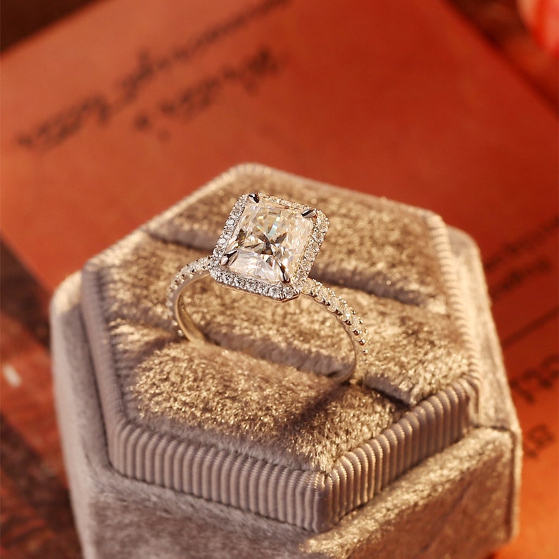 2.0-4.0 CT Radiant CVD Diamond halo Pave Setting Engagement Ring