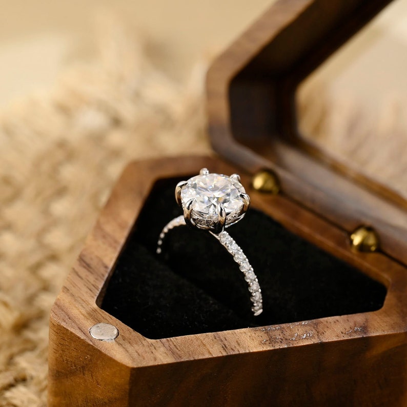 1.0-3.0 CT Round  CVD Diamond Hidden Halo Pave Setting Engagement Ring