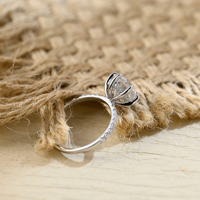 1.50 3.5 CT Round CVD Diamond Hidden Halo Pave Setting Engagement Ring