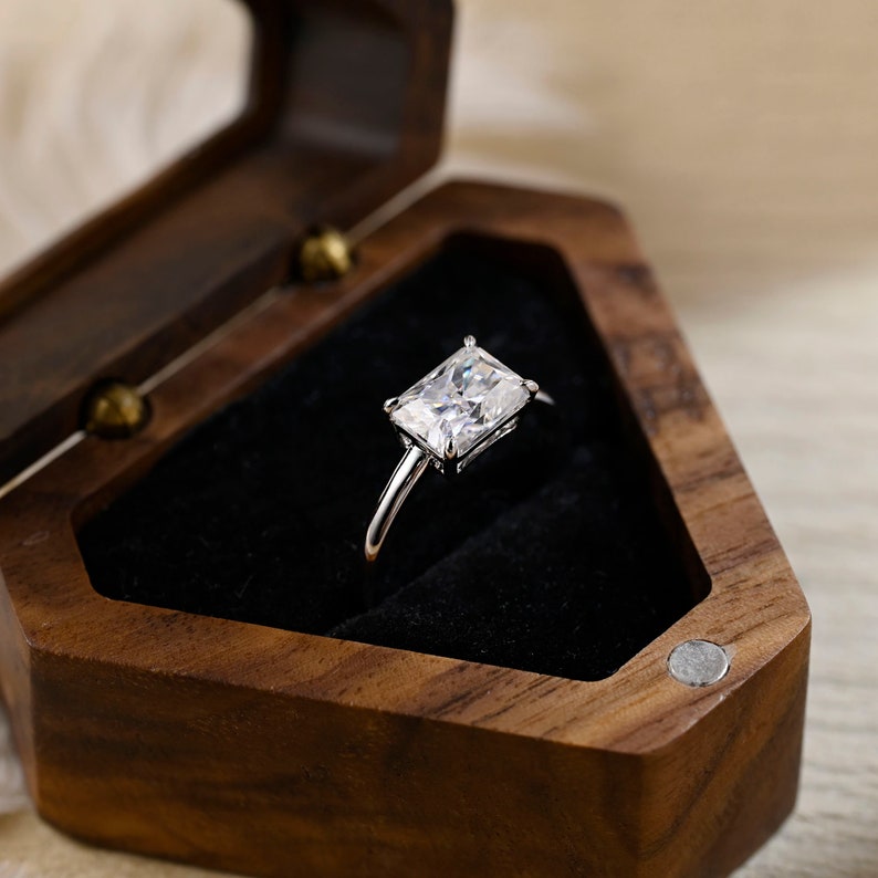 1.0 - 3.0 CT Radiant CVD Diamond Solitaire Engagement Ring