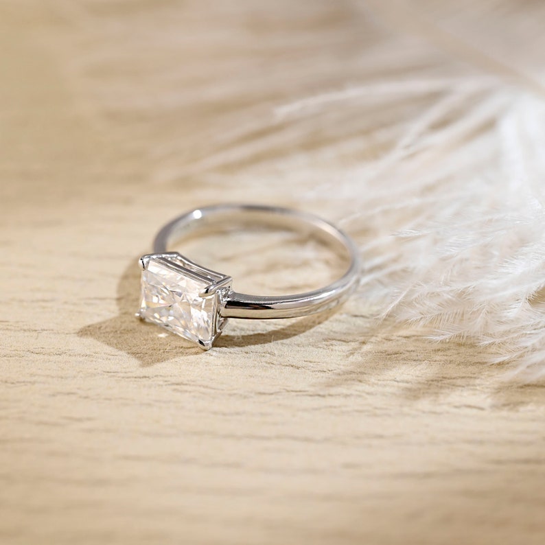 1.0 - 3.0 CT Radiant CVD Diamond Solitaire Engagement Ring