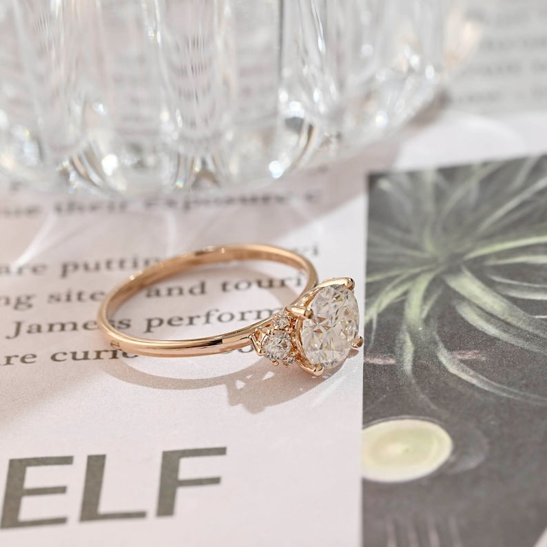 1.0 - 3.0 CT Round CVD Diamond Cluster Engagement Ring