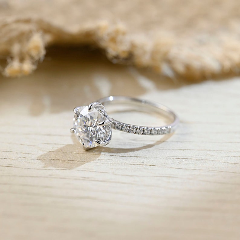 1.0-3.0 CT Round  CVD Diamond Hidden Halo Pave Setting Engagement Ring