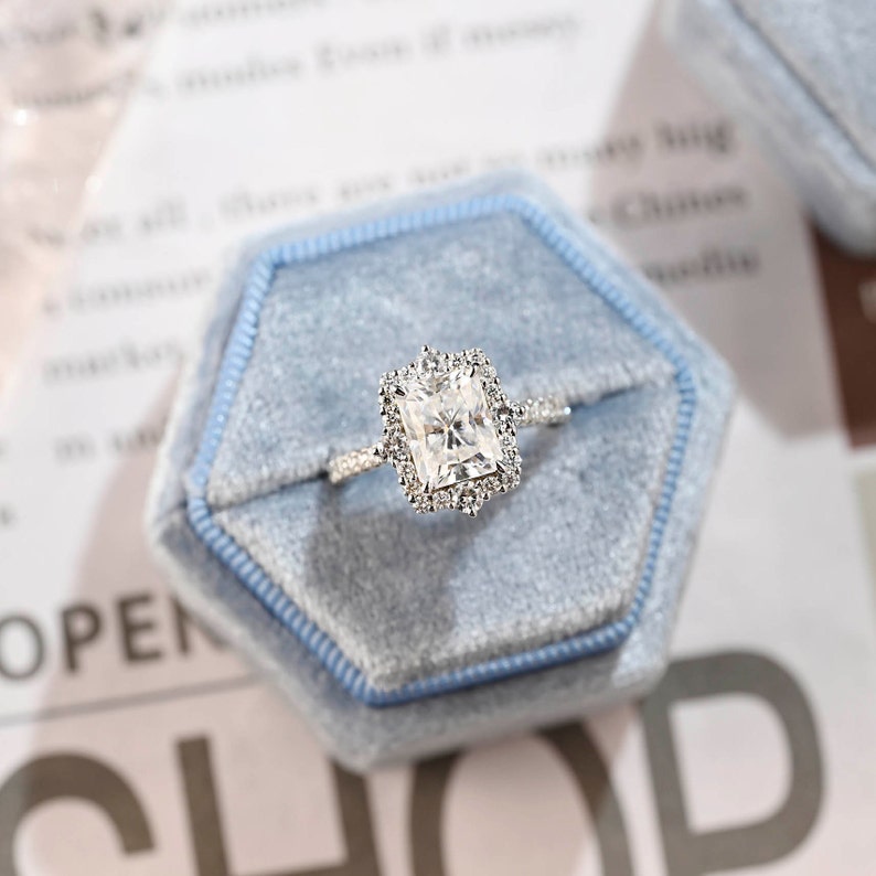 1.0-3.0 CT Radiant Cut CVD Diamond Halo Pave Setting Engagement Ring