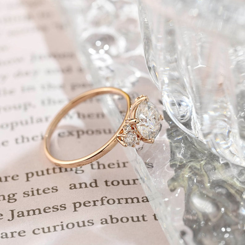 1.0 - 3.0 CT Round CVD Diamond Cluster Engagement Ring