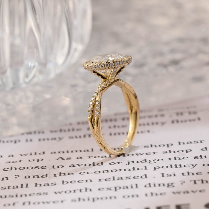 2.0- 3.0 CT Oval  CVD Diamond halo Twist Setting Engagement Ring