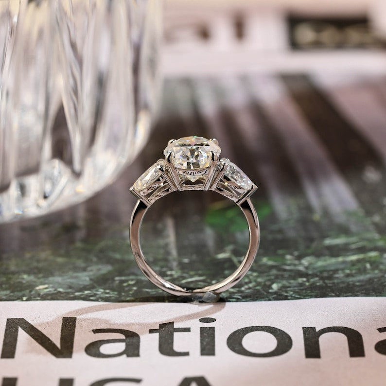 1.0-3.0 CT Oval CVD Diamond Three stone style Engagement Ring