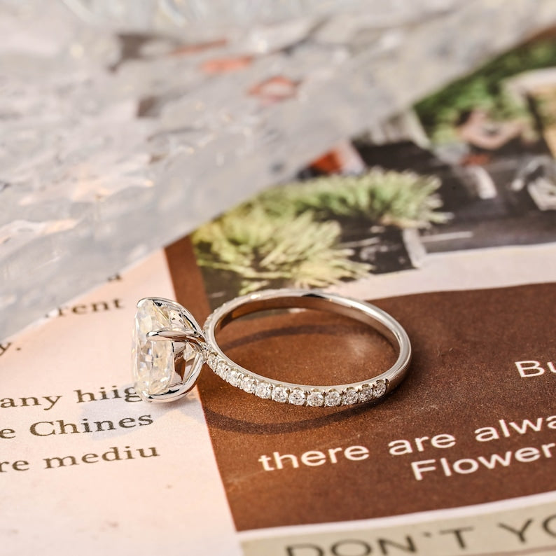 1.50 CT-3.50 CT Oval  CVD Diamond Halo Pave Setting Engagement Ring