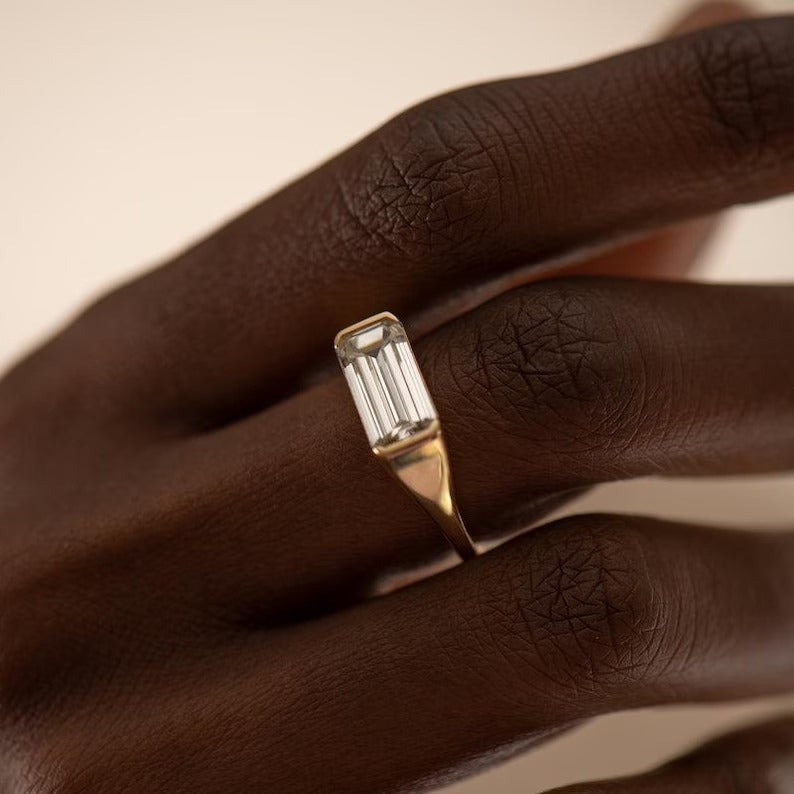1.0CT-2.0CT East West Elongated Emerald Cut Moissanite Diamond Engagement Ring