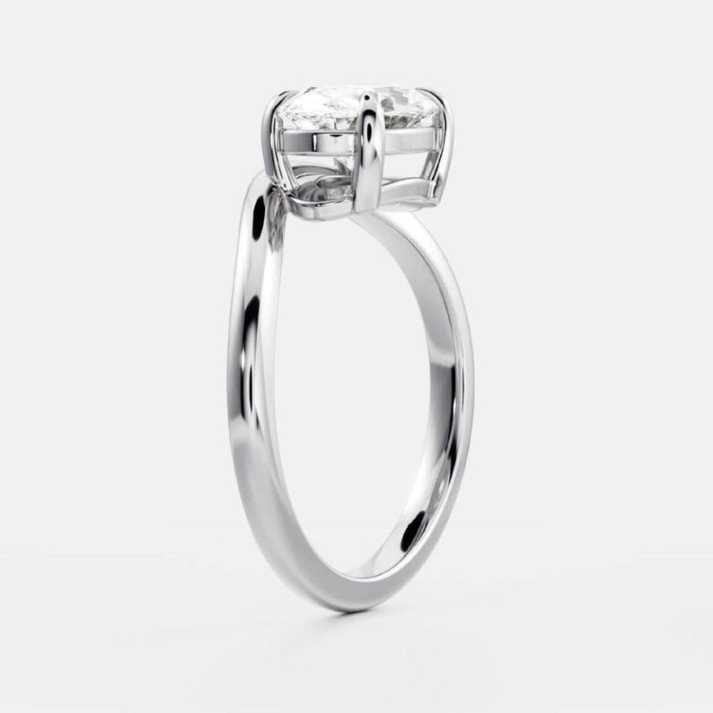 1.50CT-2.50CT East West Oval Cut Moissanite Curved Design Engagement Ring