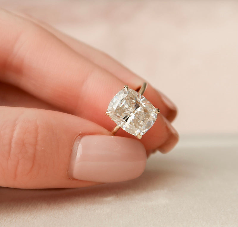 6.0CT Elongated Cushion Moissanite Solitaire Hidden Halo Setting Engagement Ring