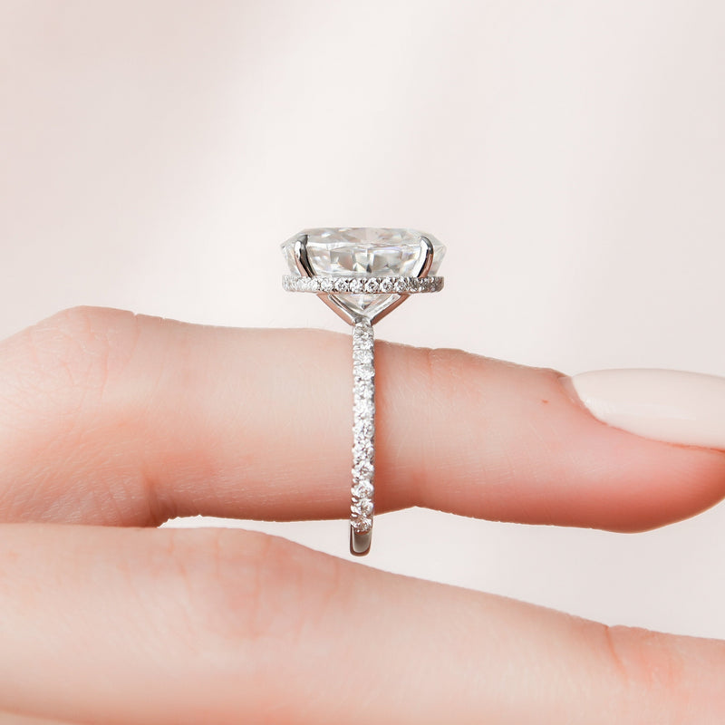 5.0CT Oval Moissanite Hidden Halo Pave Setting Engagement Ring