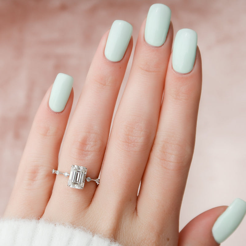 2.50CT Emerald Moissanite Solitaire Dainty Style Diamond Engagement Ring