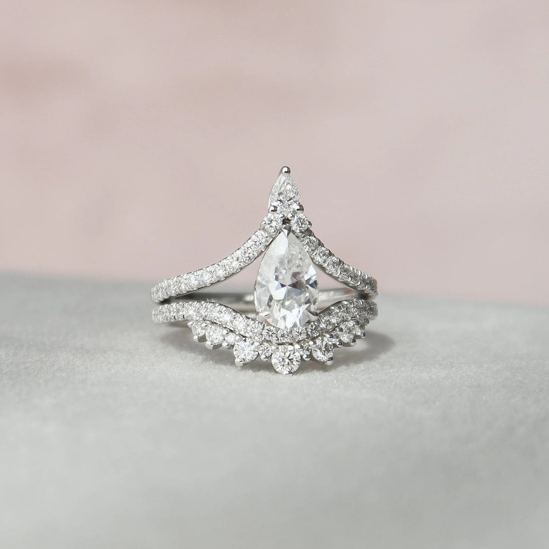 1.0CT Pear Cut Moissanite Halo Bridal Engagement Ring Set