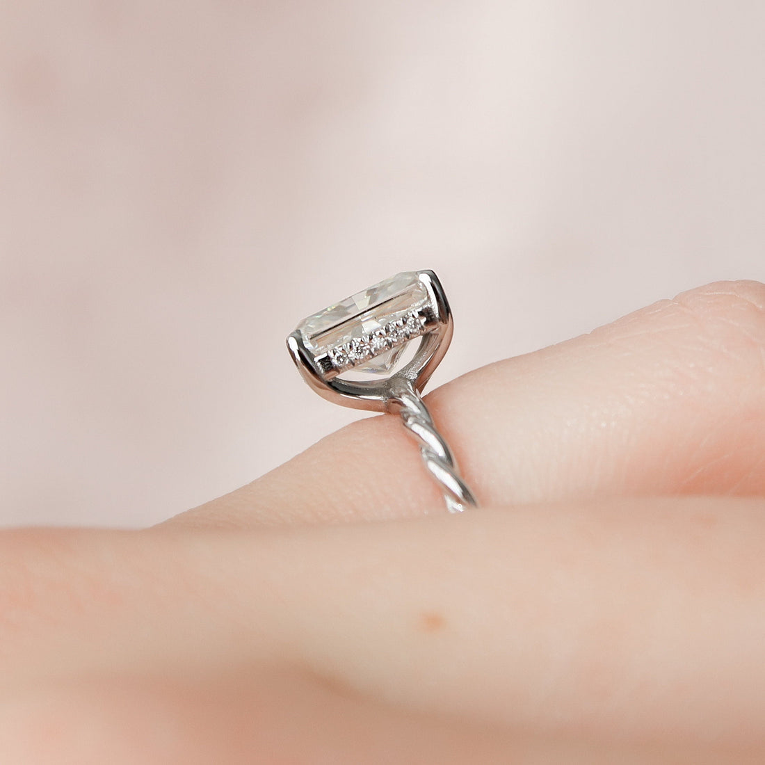 2.50CT Radiant Moissanite Solitaire Twisted Engagement Ring