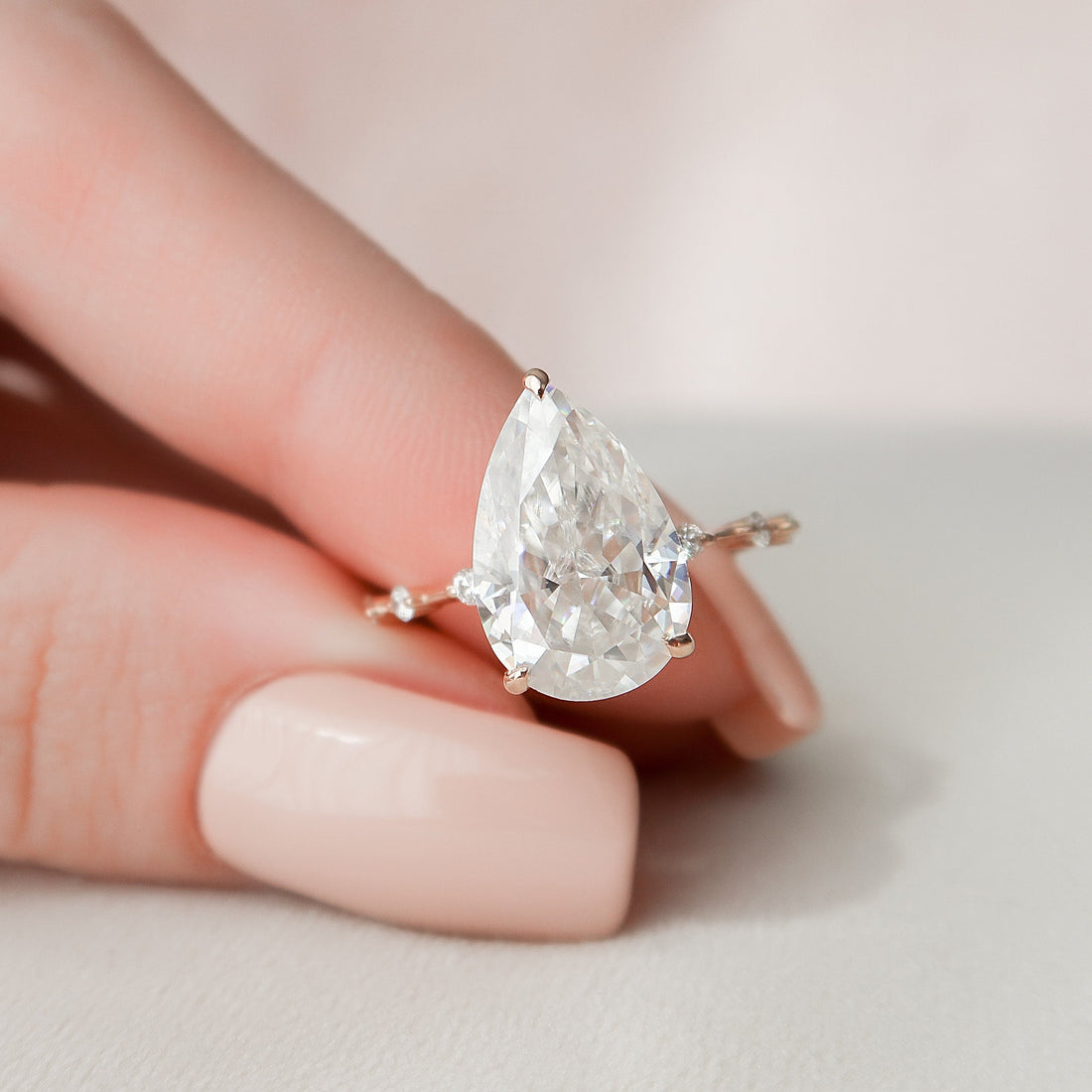 4.0CT Pear Moissanite Hidden Halo Dainty Style Engagement Ring