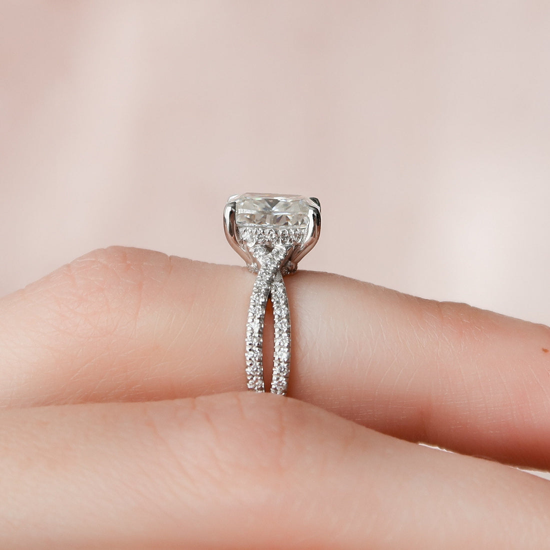2.0CT Cushion Cut Moissanite Split Shank Style Engagement Ring
