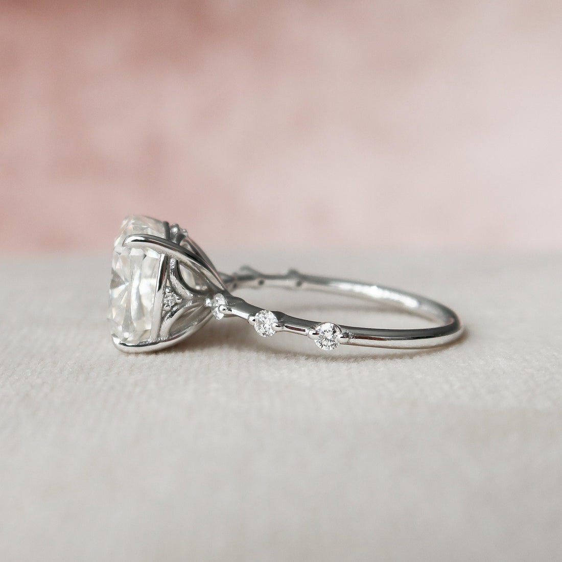5.0CT Cushion Moissanite Solitaire Dainty Style Engagement Ring
