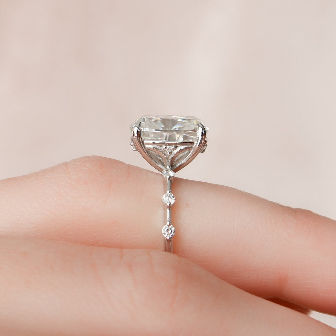 5.0CT Elongated Cushion Moissanite Solitaire Dainty Style Engagement Ring