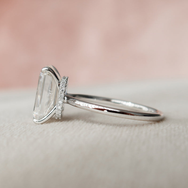 5.0CT Emerald Moissanite Solitaire Hidden Halo Setting Engagement Ring